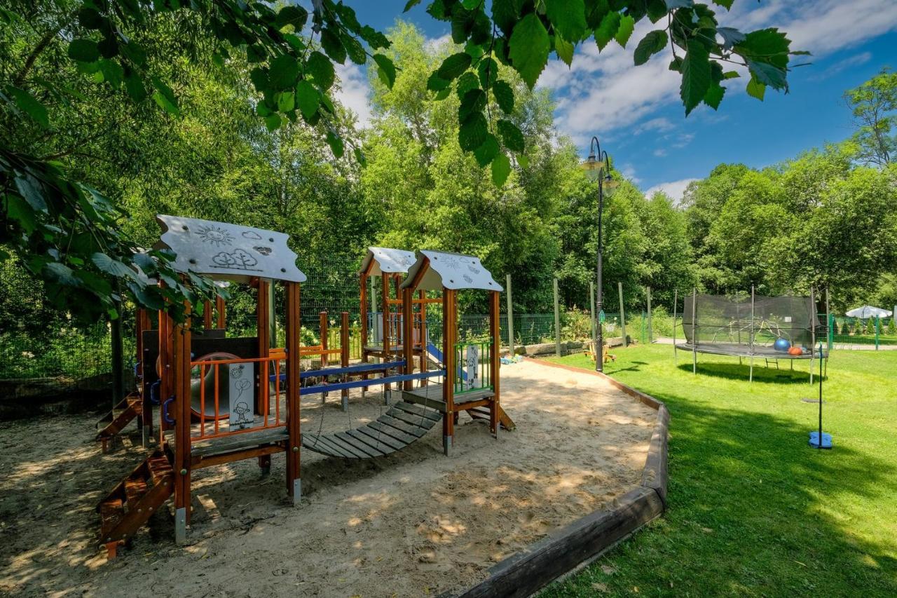 Aparthotel Goralski Spa & Restaurant Bialka Tatrzanska Ngoại thất bức ảnh